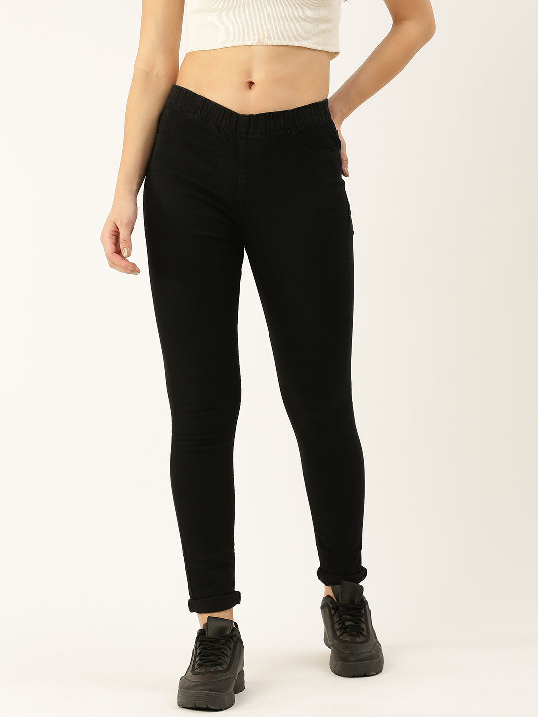 Black Solid Slim Fit Ankle Length Jeggings