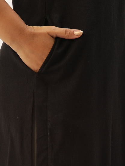 Black Embroidery Straight Cut Kurta with a pocket