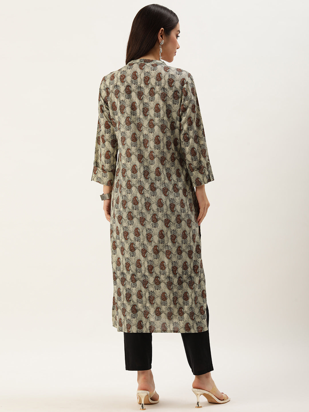 Beige Paisley Printed Straight Kurta with a pocket 