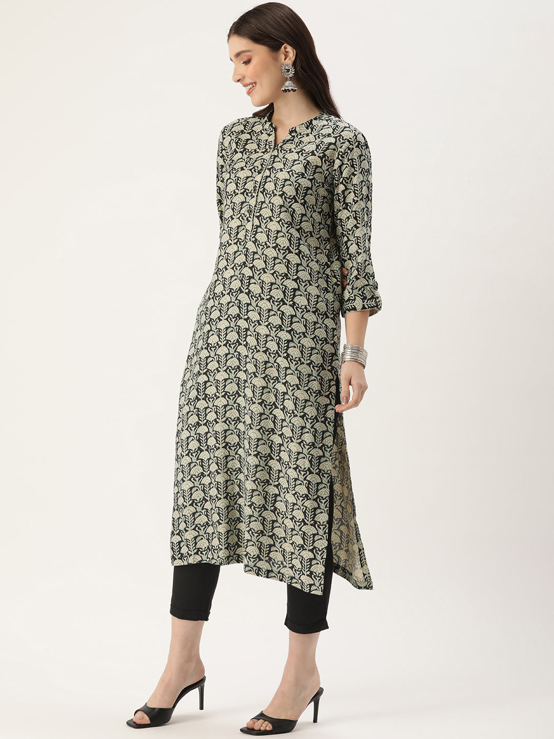 Blue Floral Printed Mandarin Collar Kurta