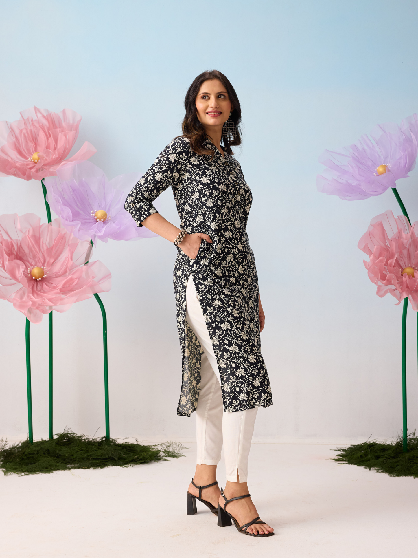 Black & White Floral Printed Kurta