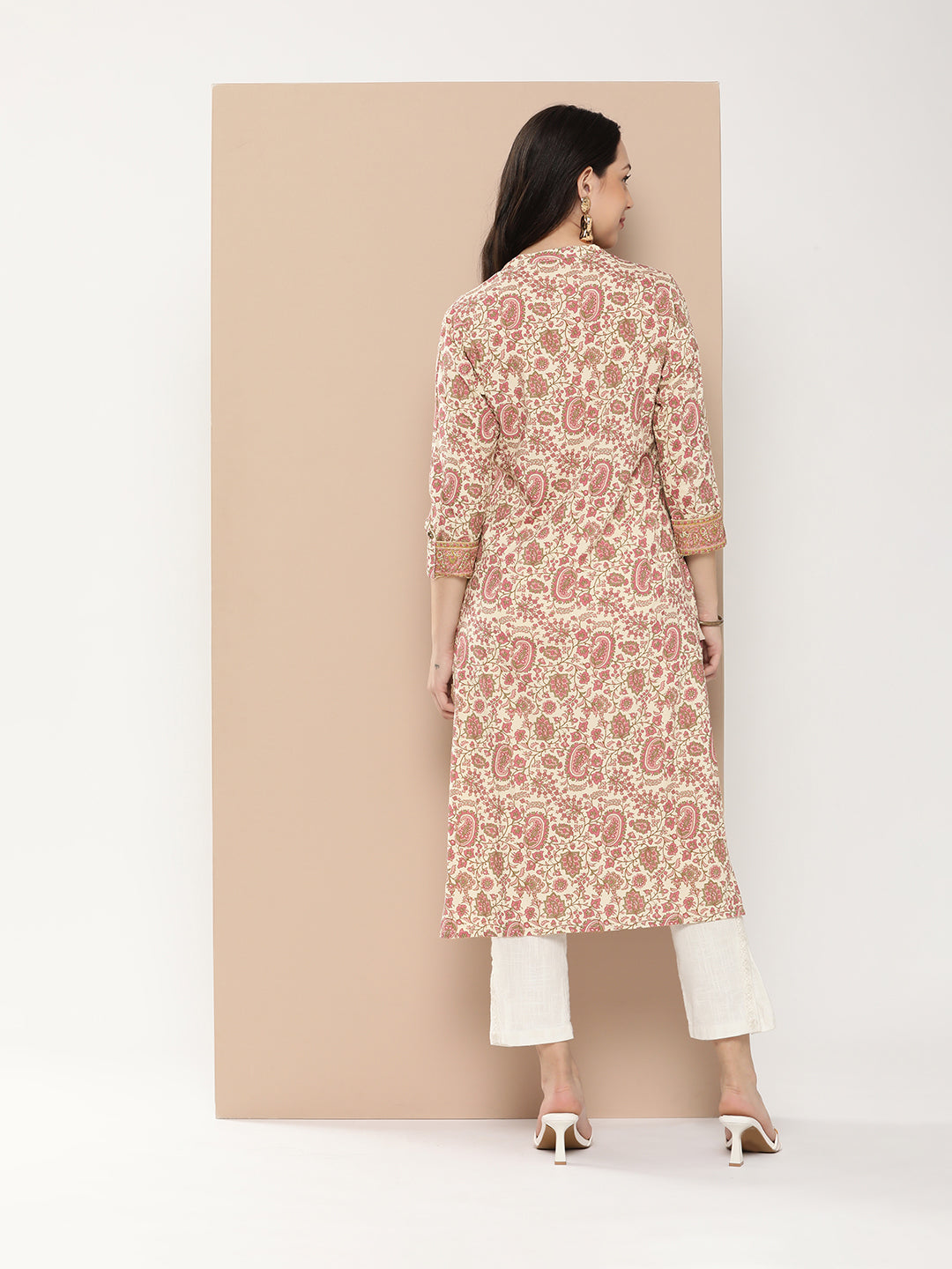 White & Pink Ethnic Motifs Printed Kurta