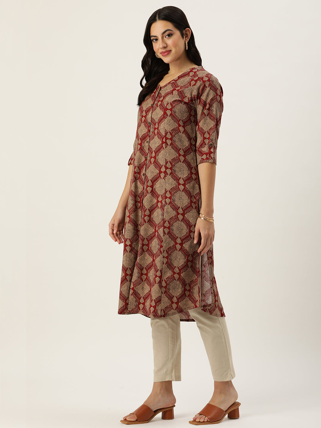 Red Geometric Printed Roll-Up Sleeves Kurta with a pocket 