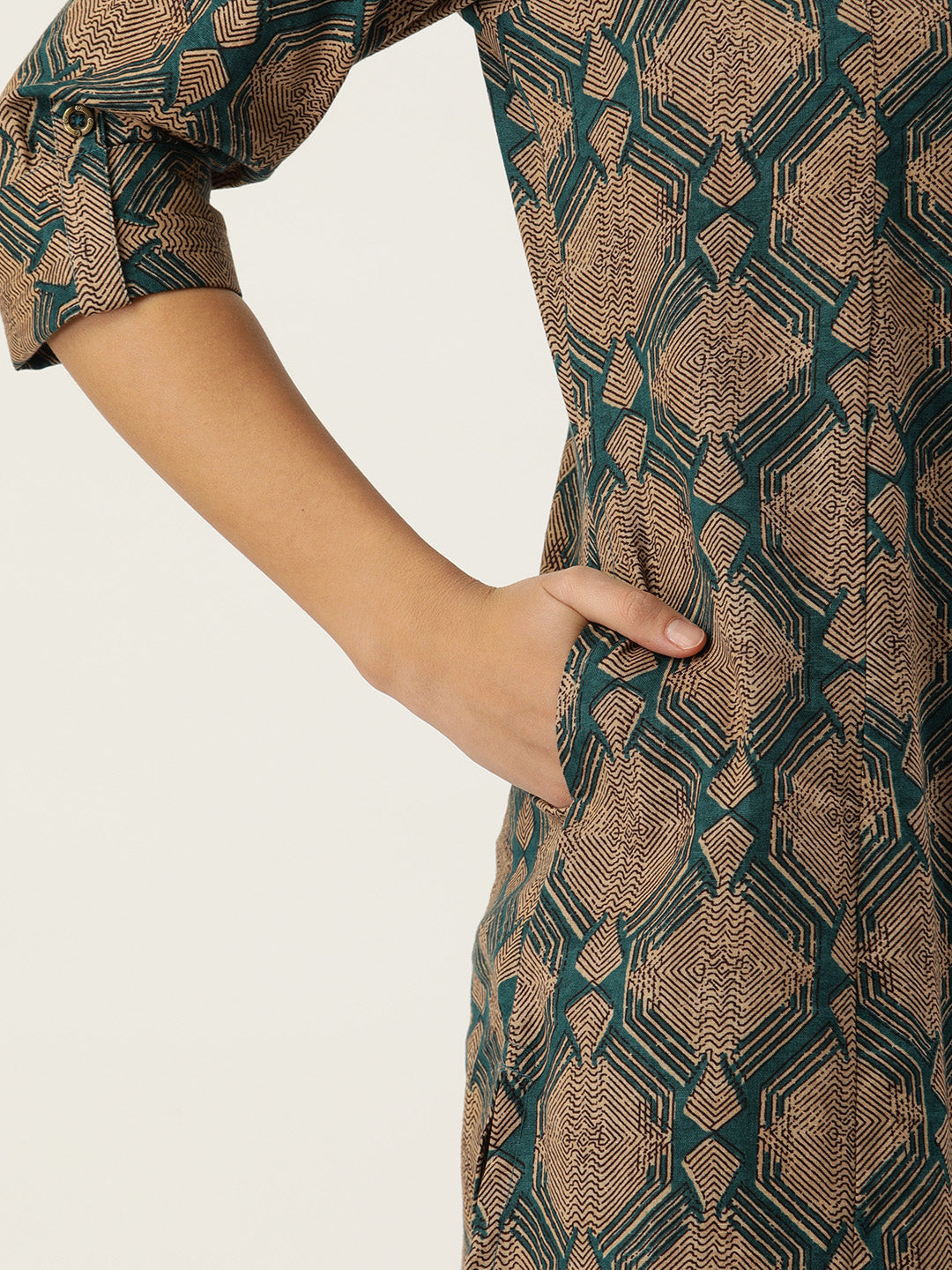 Teal & Beige Geometric Printed Roll-Up Sleeves Kurta with a pocket 