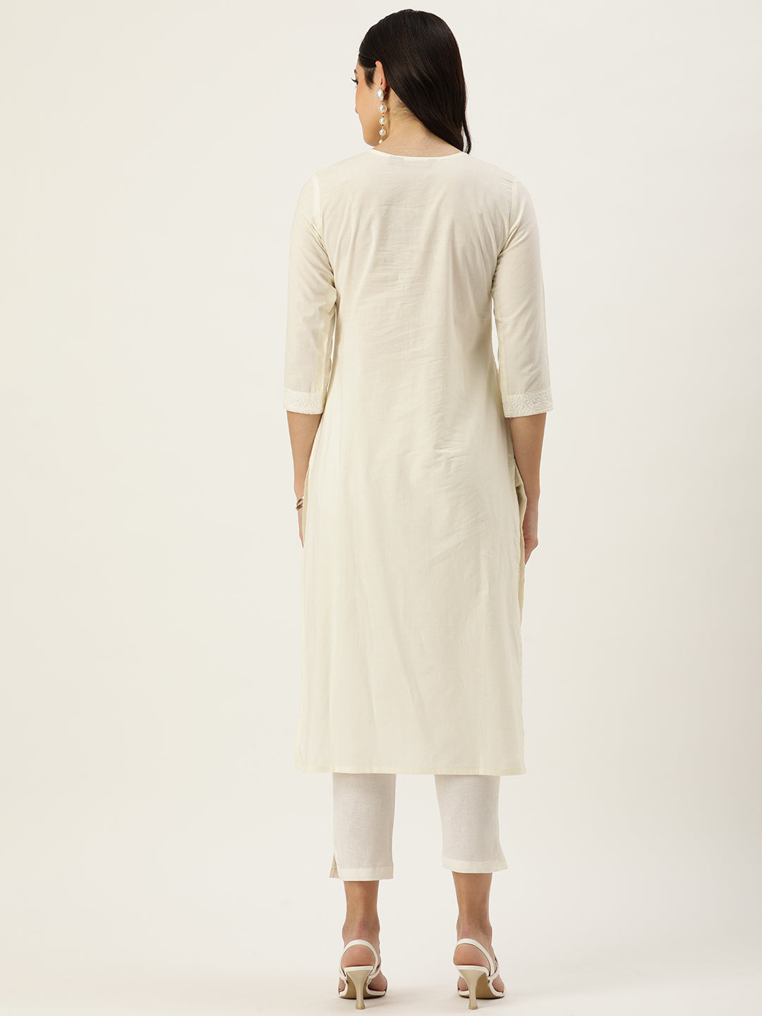 Ivory Floral Embroidered Thread Work Kurta with a pocket 