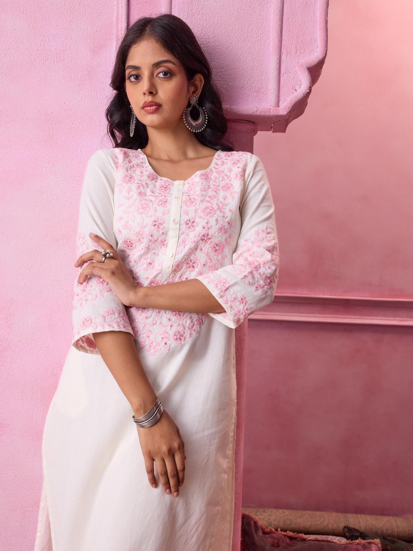 Ivory Floral Embroidered Sequinned Kurta