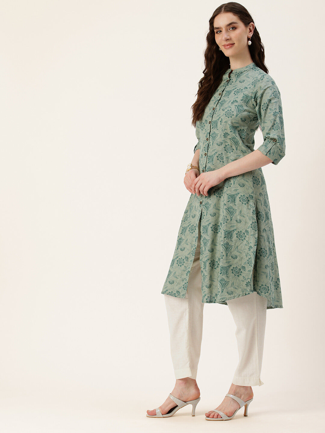 Blue Floral Printed Mandarin Collar Kurta