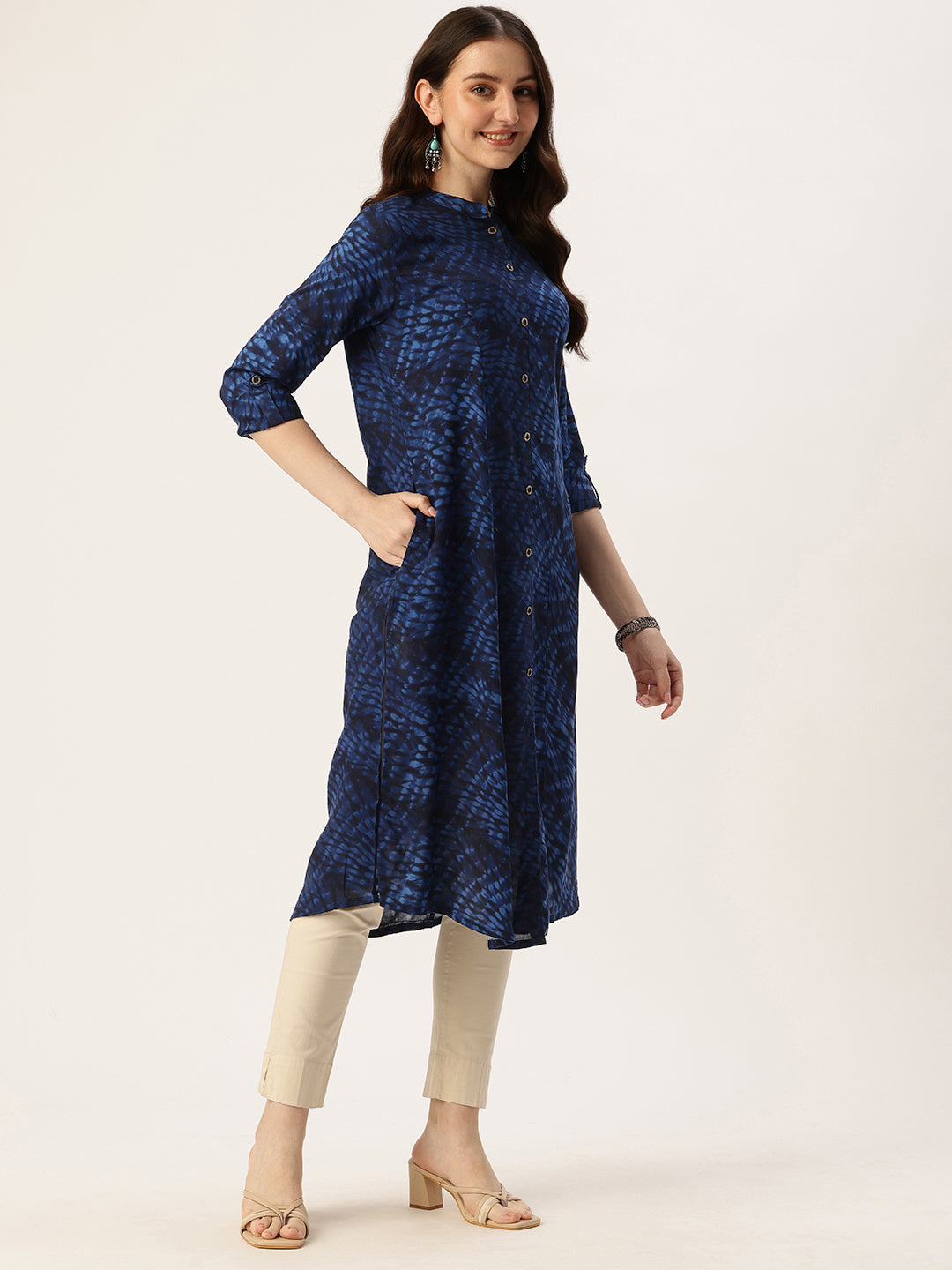 Blue Abstract Printed Mandarin Collar Kurta