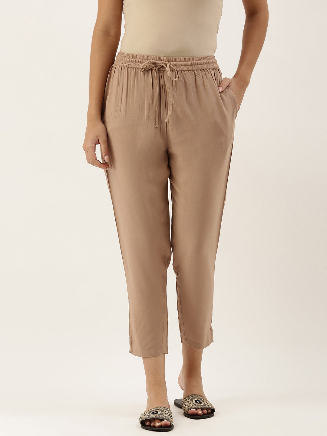 Almond Essential Pant